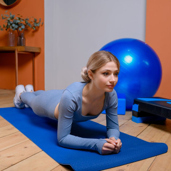 Коврик для йоги и фитнеса UNIX Fit (180 х 61 х 0,6 см, двусторонний, двуцветный, голубой)
