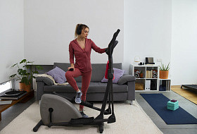 Что делает эллиптический тренажер?