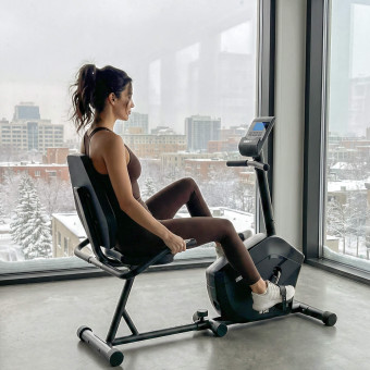 Горизонтальный велотренажер UNIX Fit BR-340E Compact (черный)
