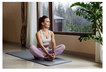 Набор для фитнеса Sundays Fitness Гантель IR92005 2х5кг + Коврик IR97506 (черный, серый)