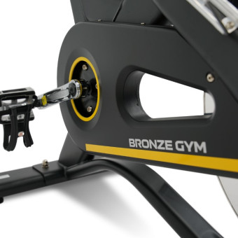 Спин-байк с консолью BRONZE GYM PROSPIN