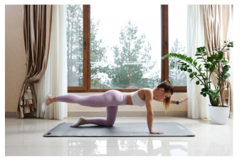 Набор для фитнеса Sundays Fitness Гантель IR92005 2х5кг + Коврик IR97506 (черный, серый)